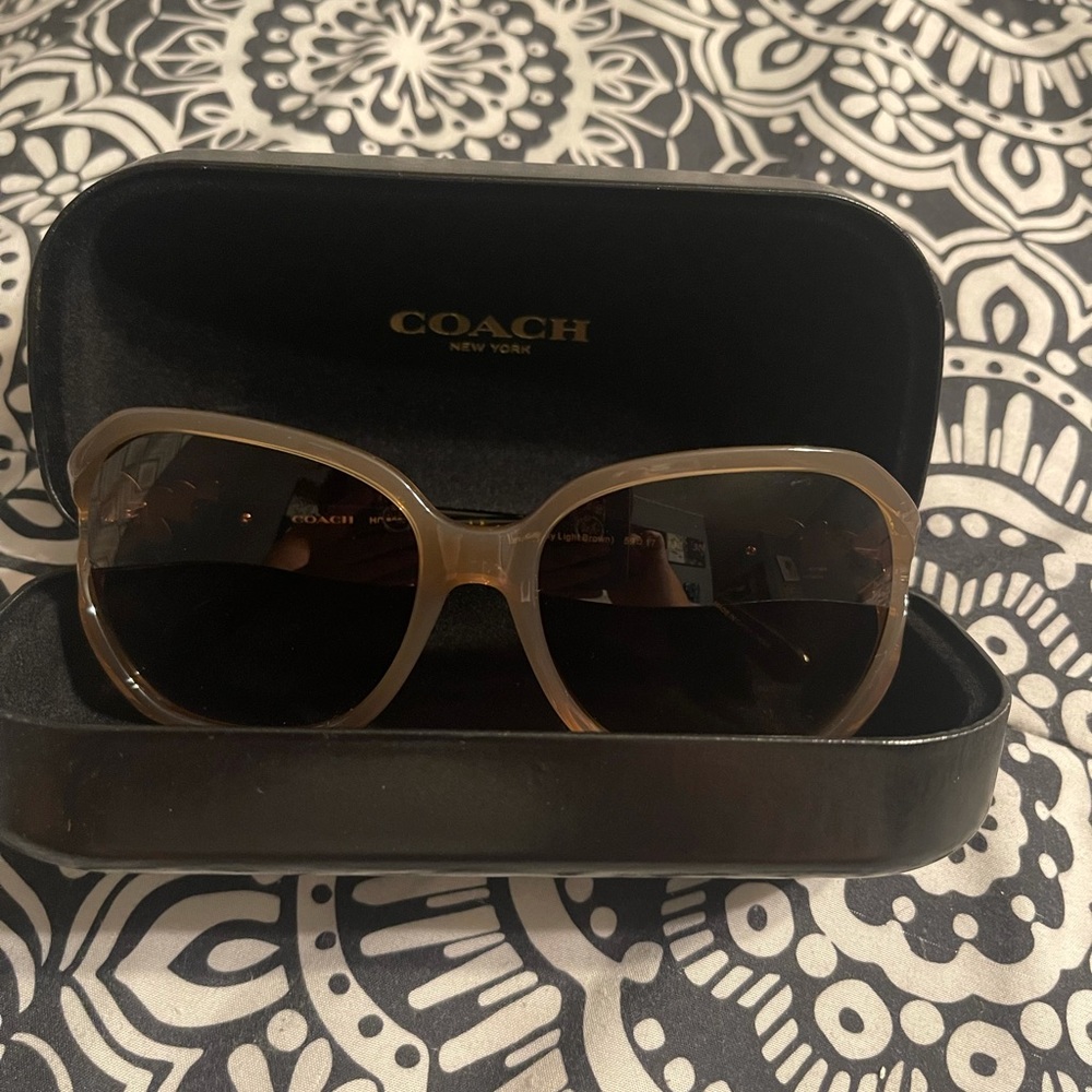 Authentic Coach sunglassss